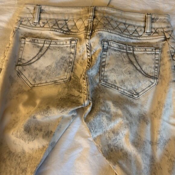 NWT Maje Women’s E14 Downtown Low Rise Quilted Skinny Jeans. White/Black. Sz 36 - Picture 8 of 12